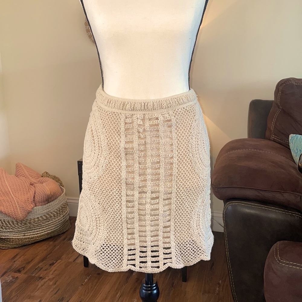 Woven beach skirt